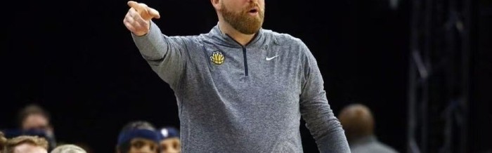 开云体育登录-要6选秀签+24岁DPOY！字母哥交易索要天价，雄鹿老板首谈字母未来|吉安尼斯·安特托孔波|骑士|扬尼斯-阿德托昆博|密尔沃基雄鹿队|新奥尔良鹈鹕队_新浪体育_新浪新闻